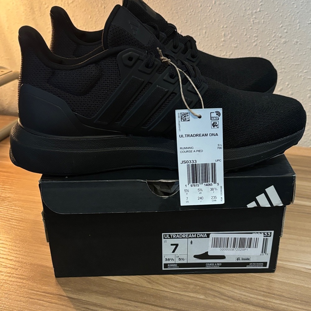 Adidas Ultradream DNA Triple Black Everyday Lifestyle Shoes